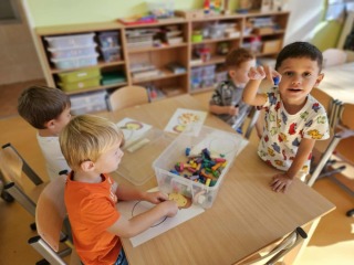 Messenger_creation_41F22CD8-5A1F-438A-8875-F8EC0C73B2E1