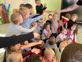 11/2025 - NÁVŠTĚVA VČELAŘE