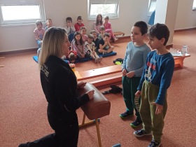 POLICIE v MŠ L. Podéště